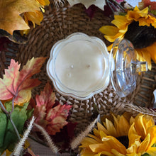 Load image into Gallery viewer, Pumpkin Candle