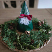 Load image into Gallery viewer, Christmas Tree Candle