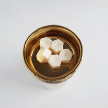 Load image into Gallery viewer, Golden Stag Fragrance Warmer